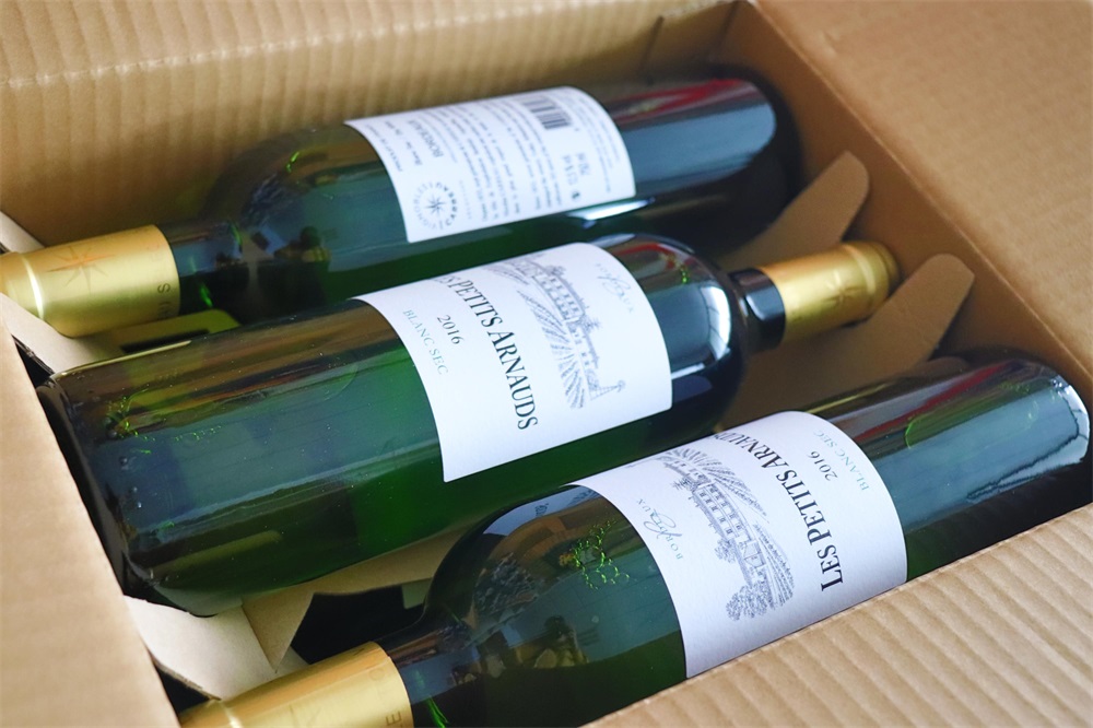 开家红酒午夜成人黄色视频店需多少成本支持